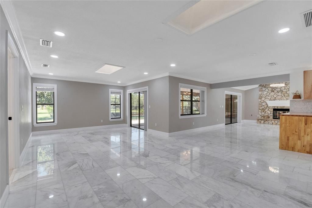 For Sale: $975,000 (4 beds, 4 baths, 2636 Square Feet)