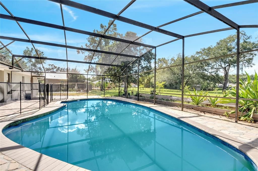 For Sale: $975,000 (4 beds, 4 baths, 2636 Square Feet)