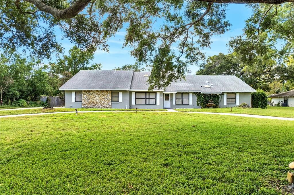 For Sale: $975,000 (4 beds, 4 baths, 2636 Square Feet)