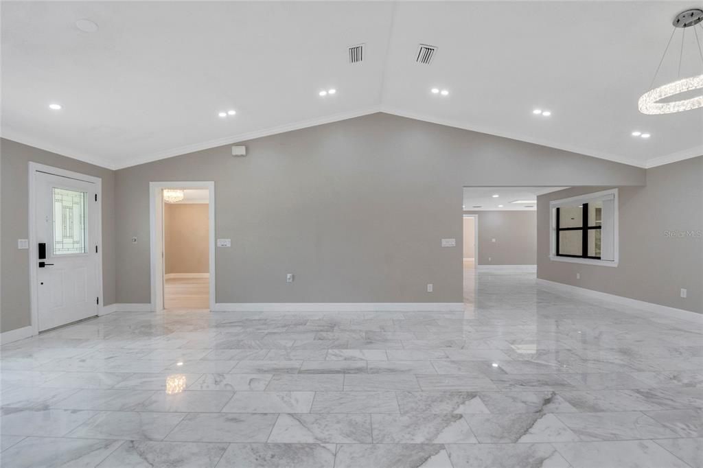 For Sale: $975,000 (4 beds, 4 baths, 2636 Square Feet)