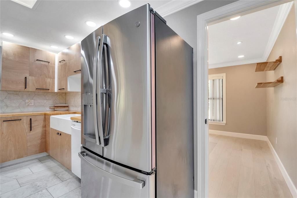 For Sale: $975,000 (4 beds, 4 baths, 2636 Square Feet)