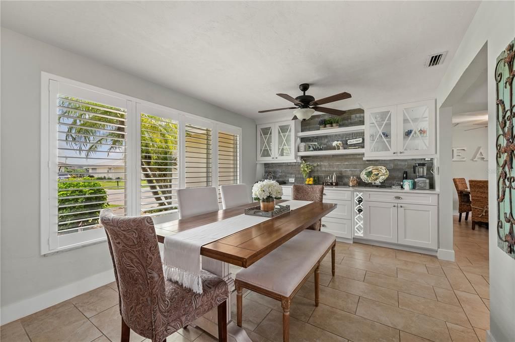 For Sale: $649,000 (2 beds, 2 baths, 1743 Square Feet)