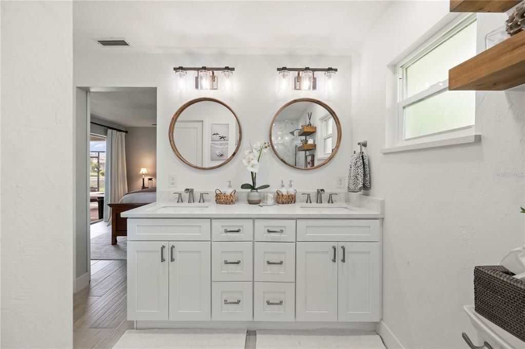 For Sale: $649,000 (2 beds, 2 baths, 1743 Square Feet)