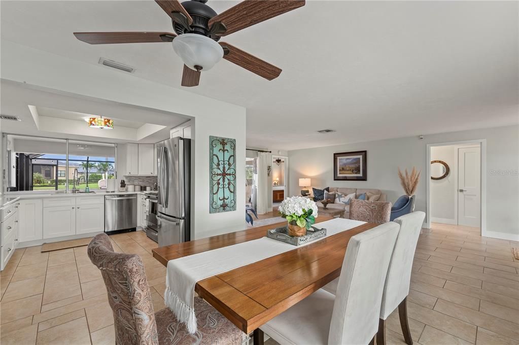 For Sale: $649,000 (2 beds, 2 baths, 1743 Square Feet)