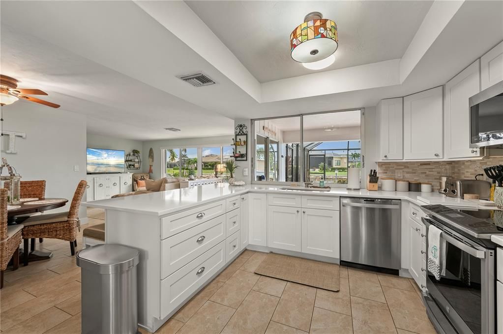 For Sale: $649,000 (2 beds, 2 baths, 1743 Square Feet)