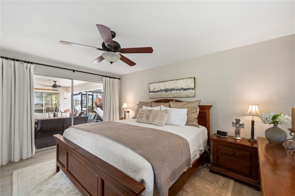 For Sale: $649,000 (2 beds, 2 baths, 1743 Square Feet)