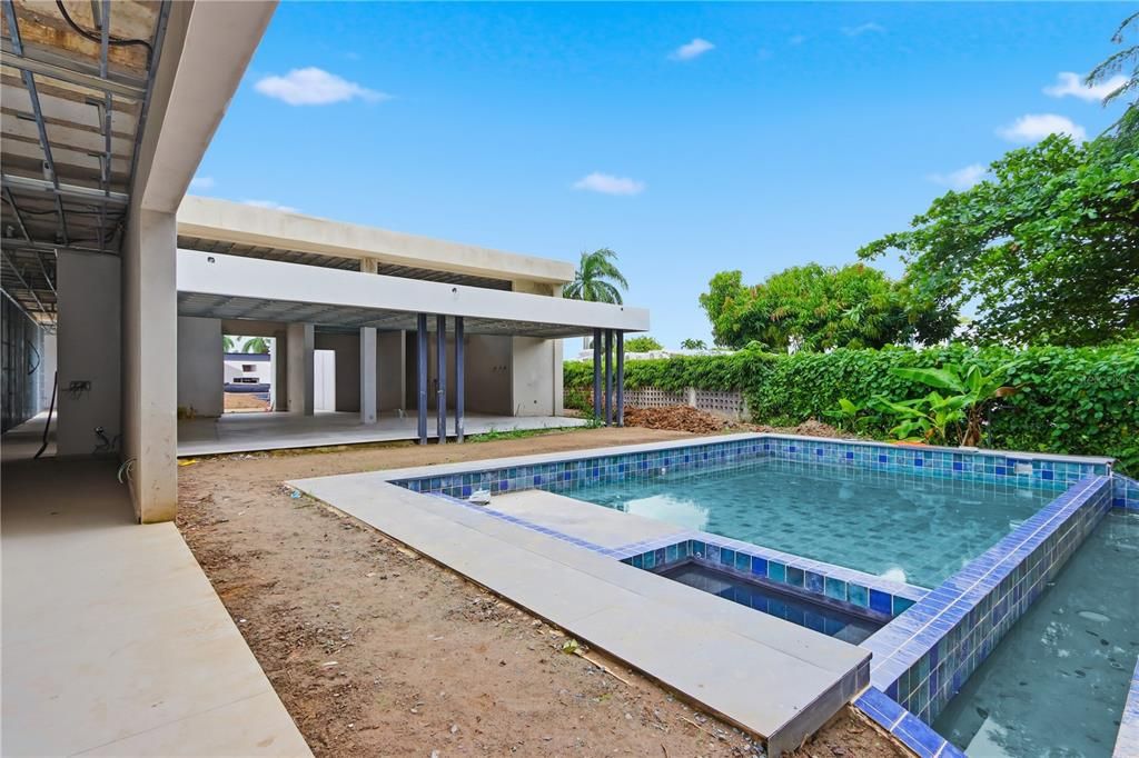 На продажу: $3,000,000 (5 спален, 6 ванн, 3561 Квадратных фут)