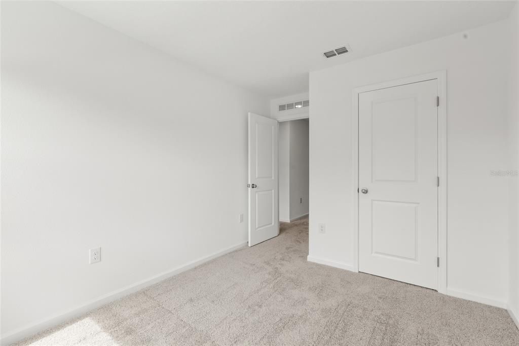 For Rent: $2,200 (3 beds, 2 baths, 1594 Square Feet)