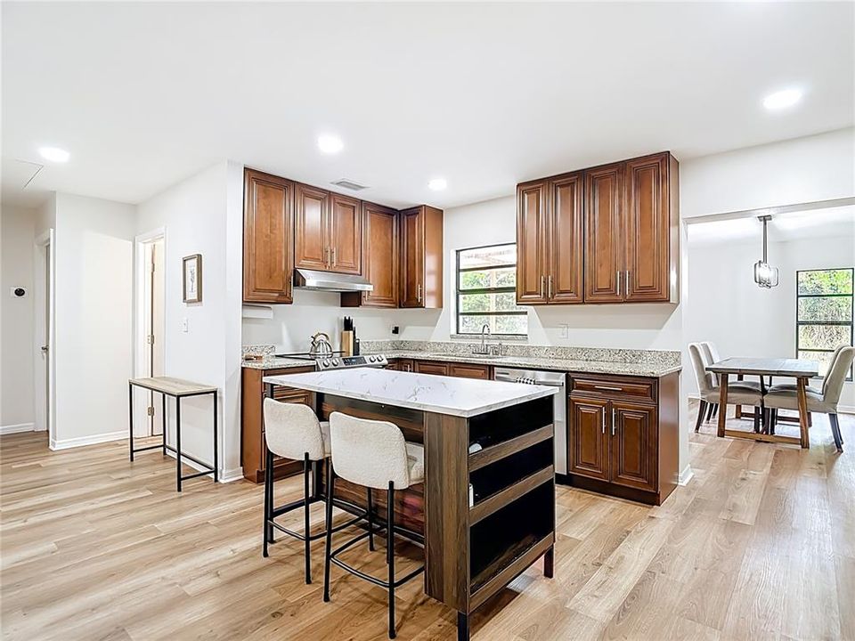 待售: $400,000 (3 贝兹, 2 浴室, 1444 平方英尺)