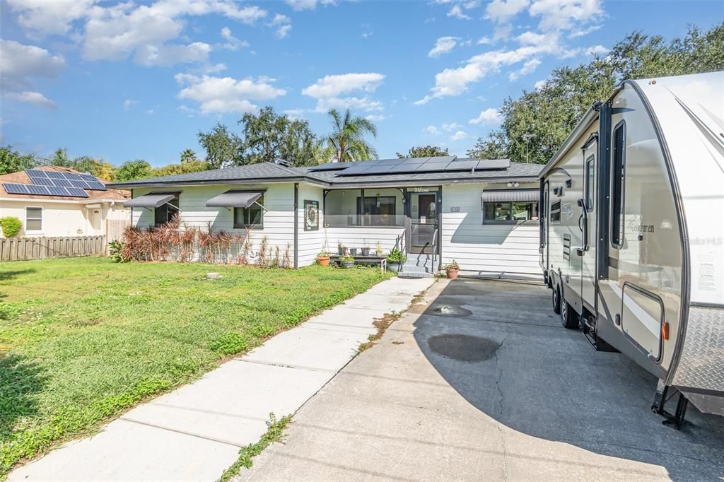 For Sale: $399,900 (3 beds, 1 baths, 1568 Square Feet)