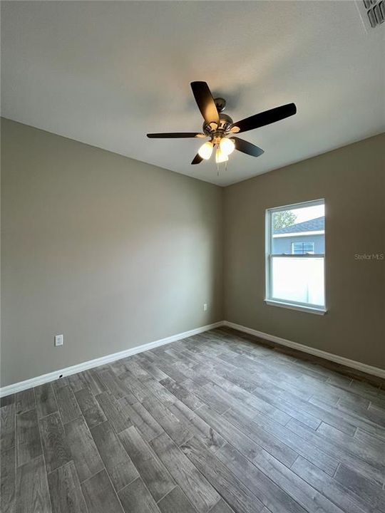 For Rent: $1,850 (4 beds, 2 baths, 1750 Square Feet)