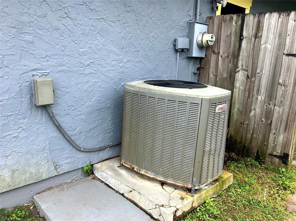 En Venta: $205,000 (3 camas, 2 baños, 1192 Pies cuadrados)