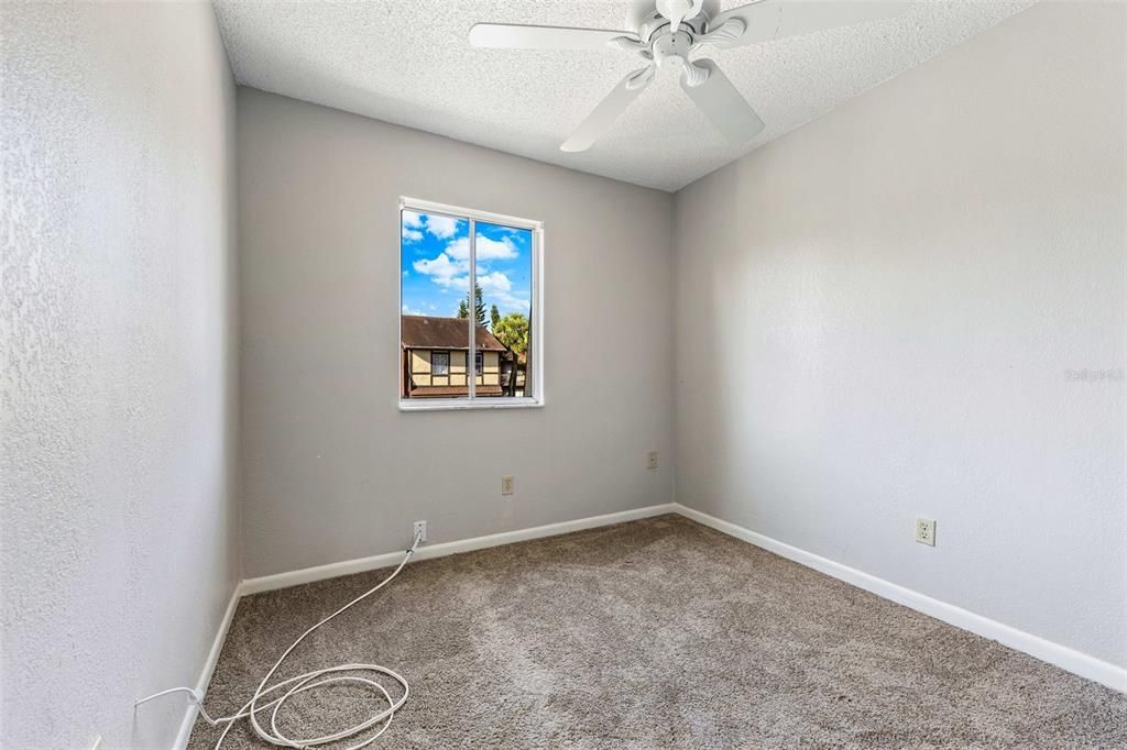 For Sale: $155,000 (3 beds, 2 baths, 1405 Square Feet)