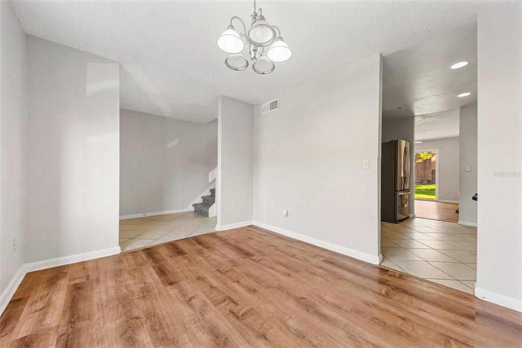 For Sale: $155,000 (3 beds, 2 baths, 1405 Square Feet)