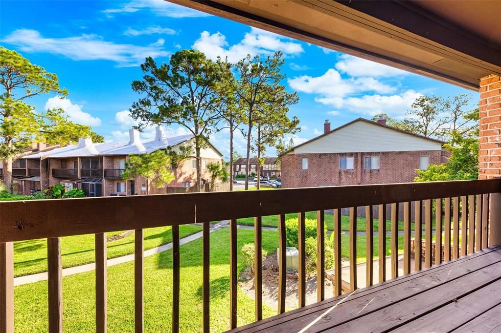 For Sale: $155,000 (3 beds, 2 baths, 1405 Square Feet)