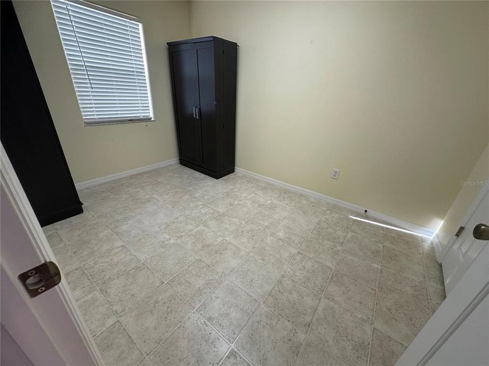 For Sale: $550,000 (3 beds, 2 baths, 2260 Square Feet)