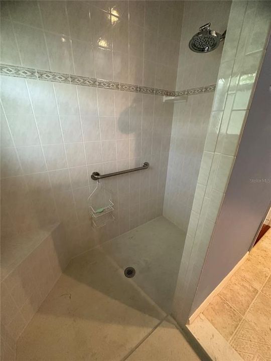 For Sale: $550,000 (3 beds, 2 baths, 2260 Square Feet)