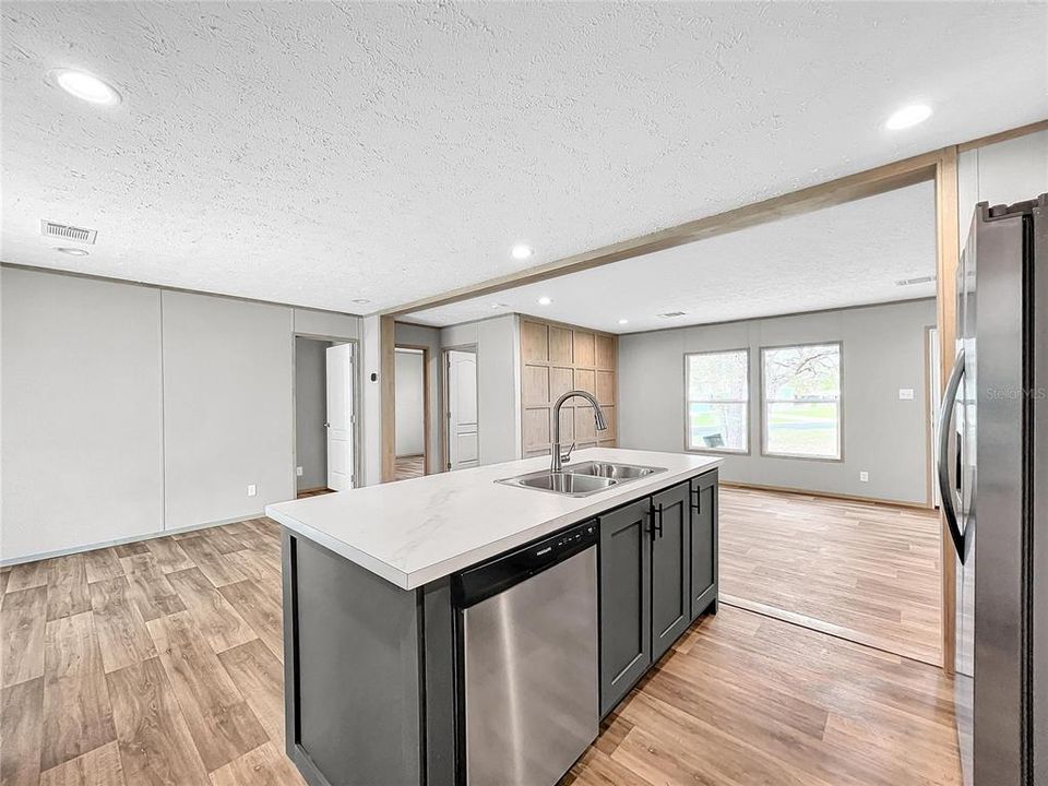 待售: $229,900 (3 贝兹, 2 浴室, 1344 平方英尺)