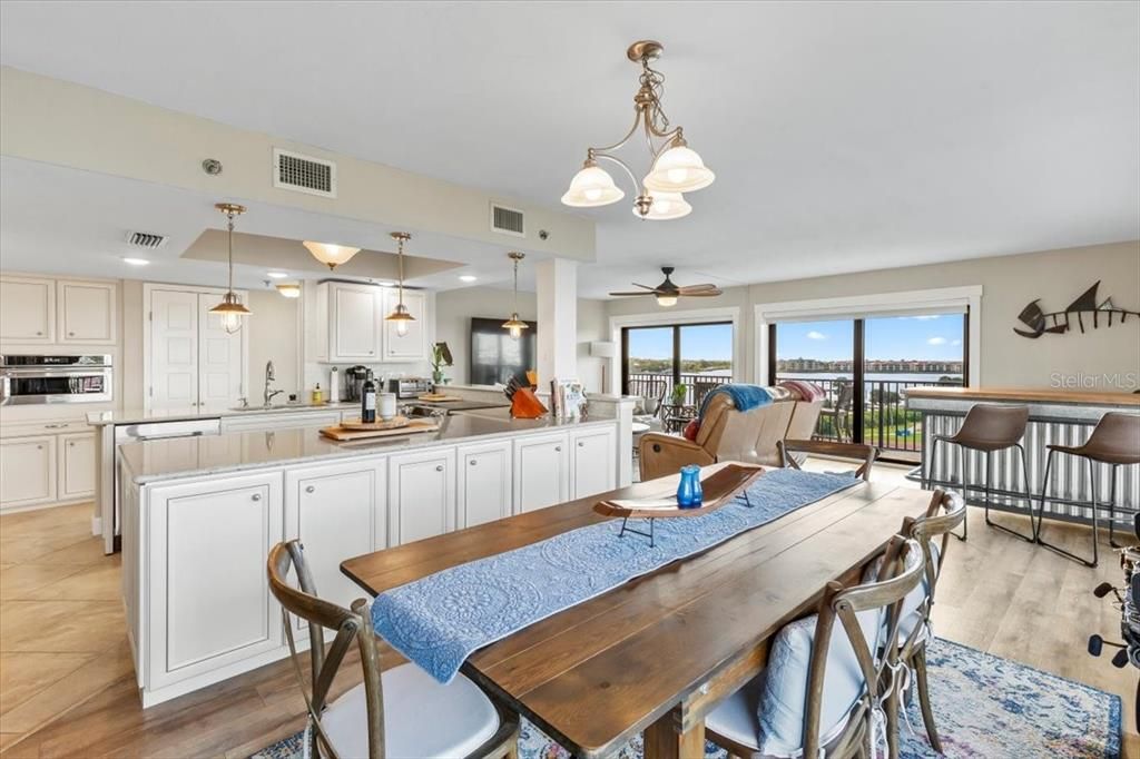 For Sale: $785,000 (2 beds, 2 baths, 1259 Square Feet)