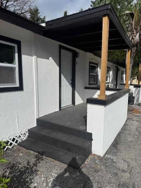 出租: $799 (1 贝兹, 1 浴室, 500 平方英尺)