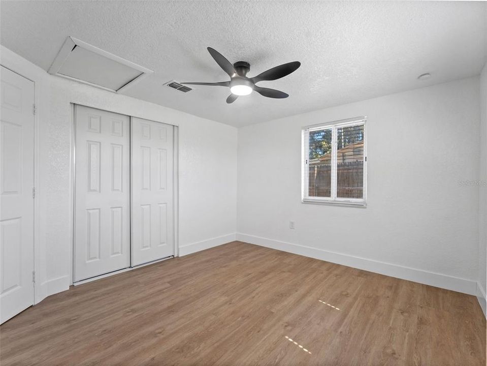 For Rent: $1,999 (3 beds, 2 baths, 1443 Square Feet)