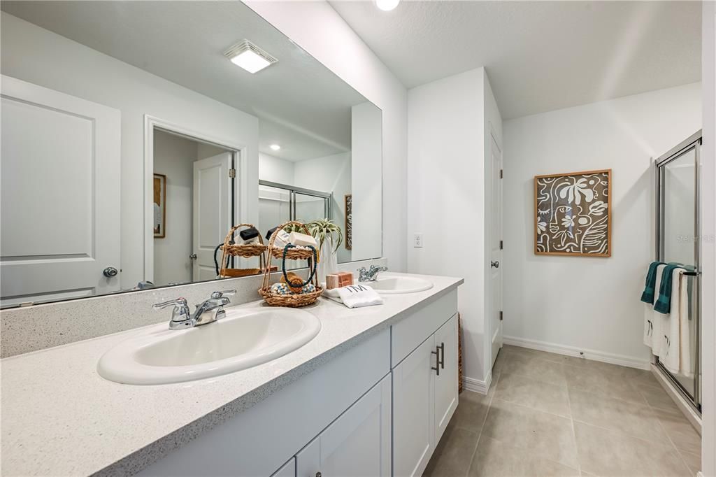 待售: $339,000 (3 贝兹, 2 浴室, 1853 平方英尺)