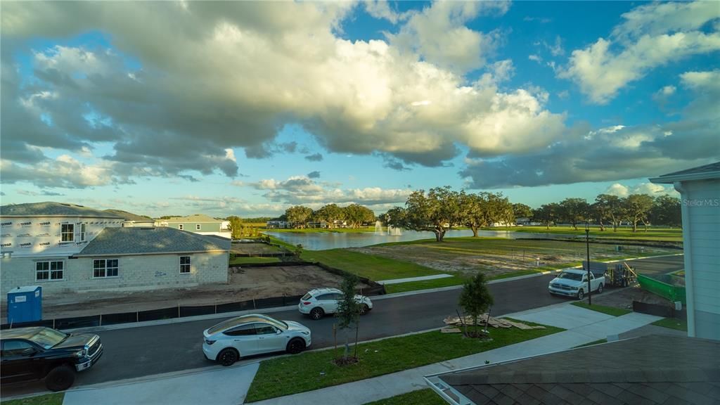 出租: $4,100 (5 贝兹, 3 浴室, 2563 平方英尺)