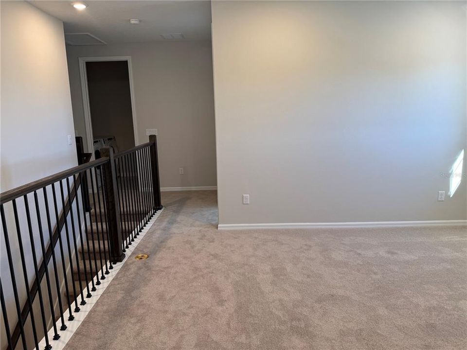 出租: $4,100 (5 贝兹, 3 浴室, 2563 平方英尺)