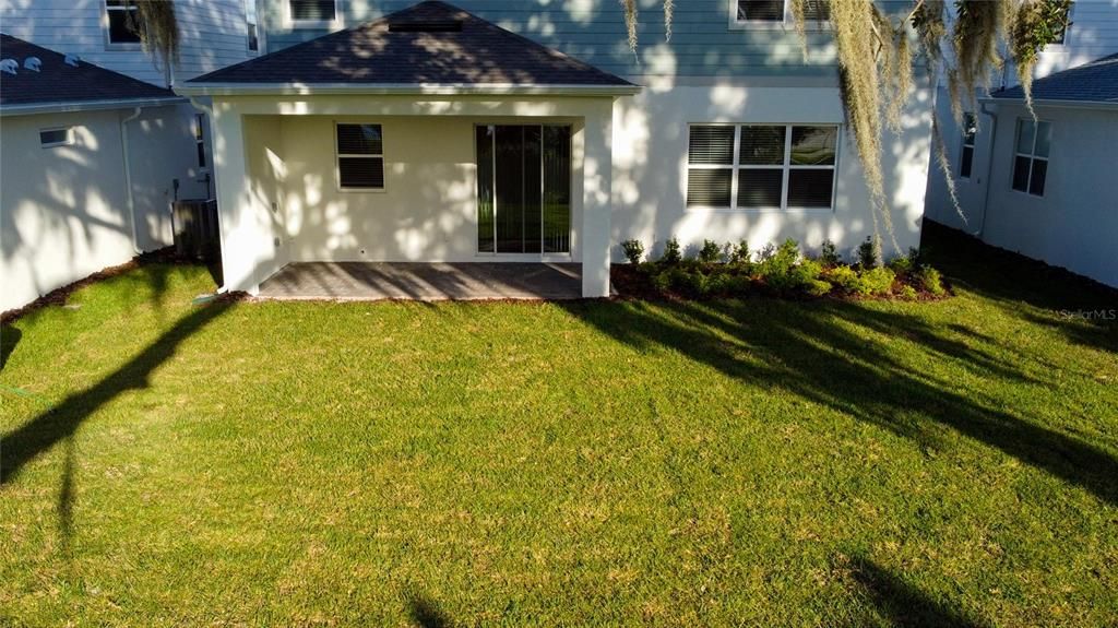 出租: $4,100 (5 贝兹, 3 浴室, 2563 平方英尺)