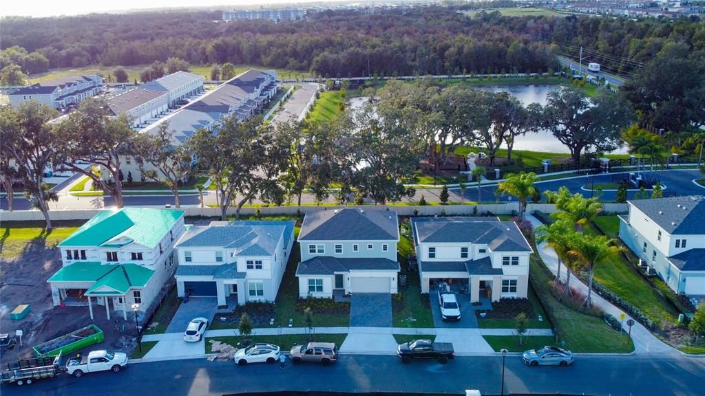 出租: $4,100 (5 贝兹, 3 浴室, 2563 平方英尺)