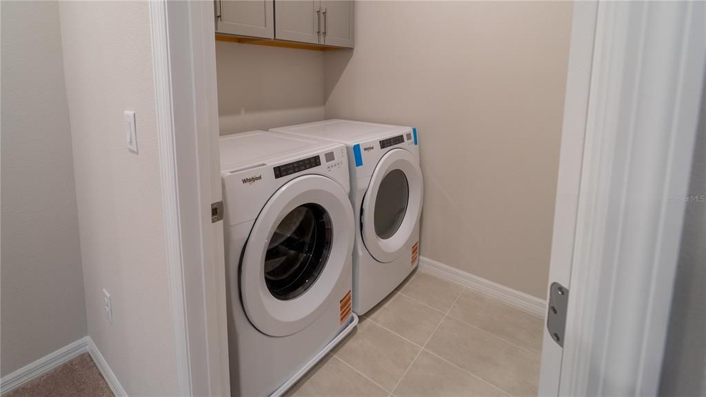 出租: $4,100 (5 贝兹, 3 浴室, 2563 平方英尺)