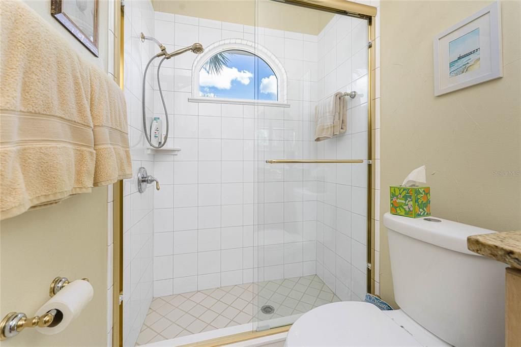 待售: $749,900 (3 贝兹, 2 浴室, 2275 平方英尺)