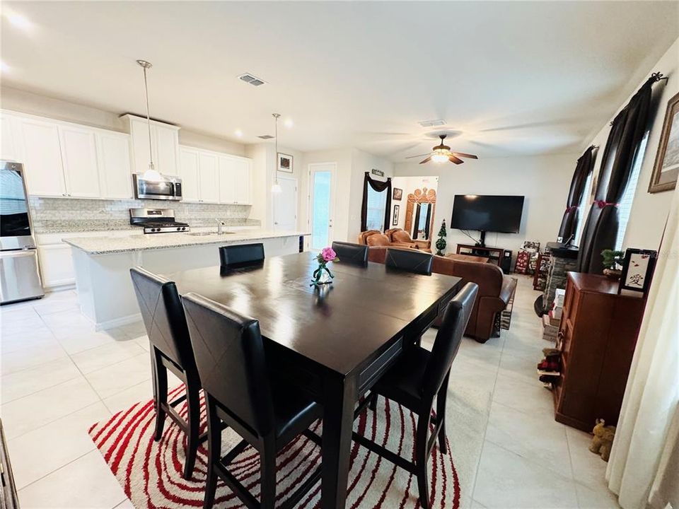 For Sale: $496,998 (3 beds, 2 baths, 2128 Square Feet)