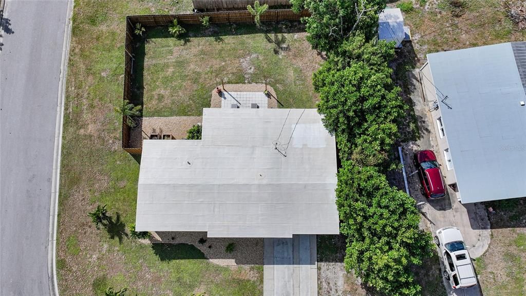 合同活跃: $179,500 (2 贝兹, 1 浴室, 800 平方英尺)