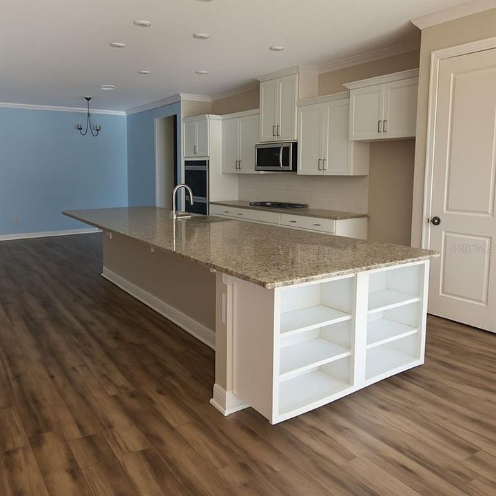 For Sale: $699,900 (4 beds, 4 baths, 3526 Square Feet)