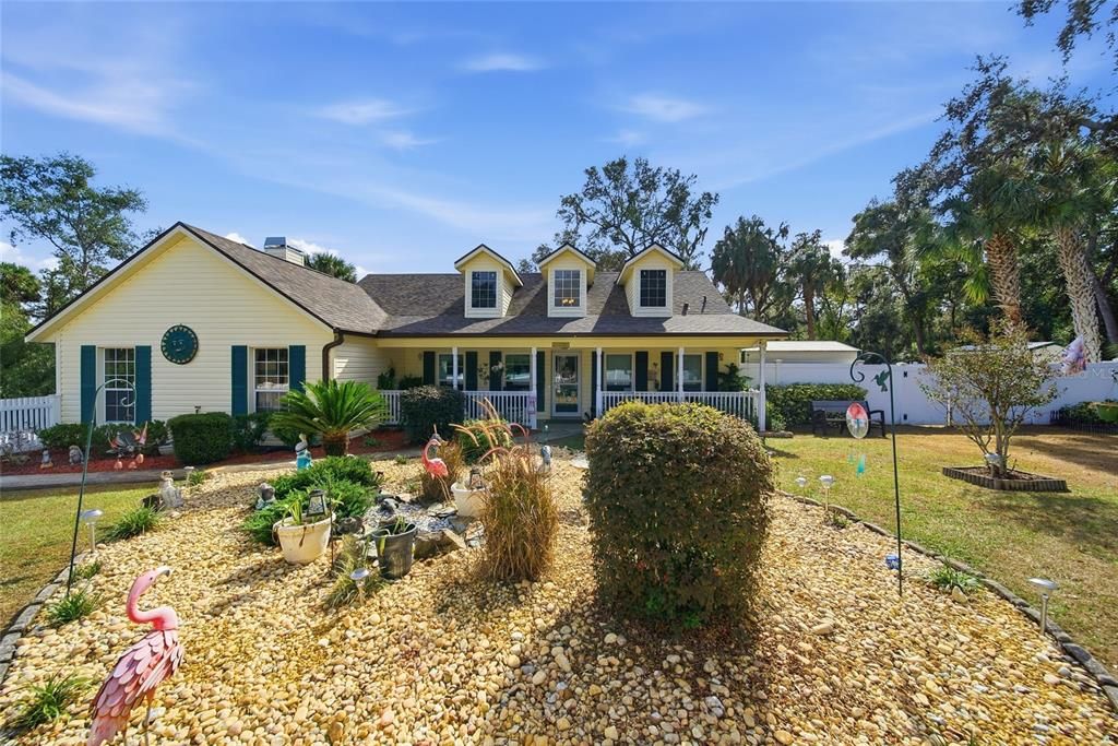 Под контрактом: $440,000 (3 спален, 2 ванн, 1768 Квадратных фут)