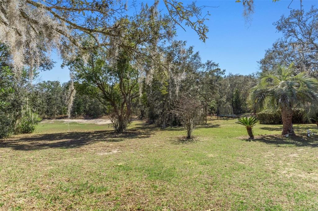 Под контрактом: $355,000 (3 спален, 3 ванн, 1876 Квадратных фут)