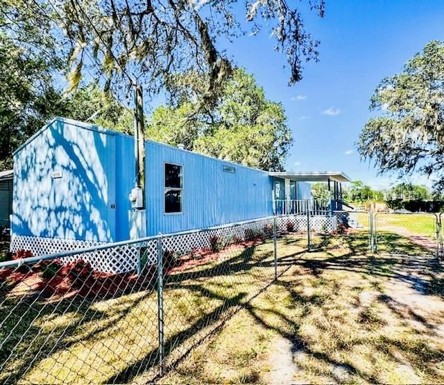 For Sale: $179,950 (3 beds, 2 baths, 924 Square Feet)