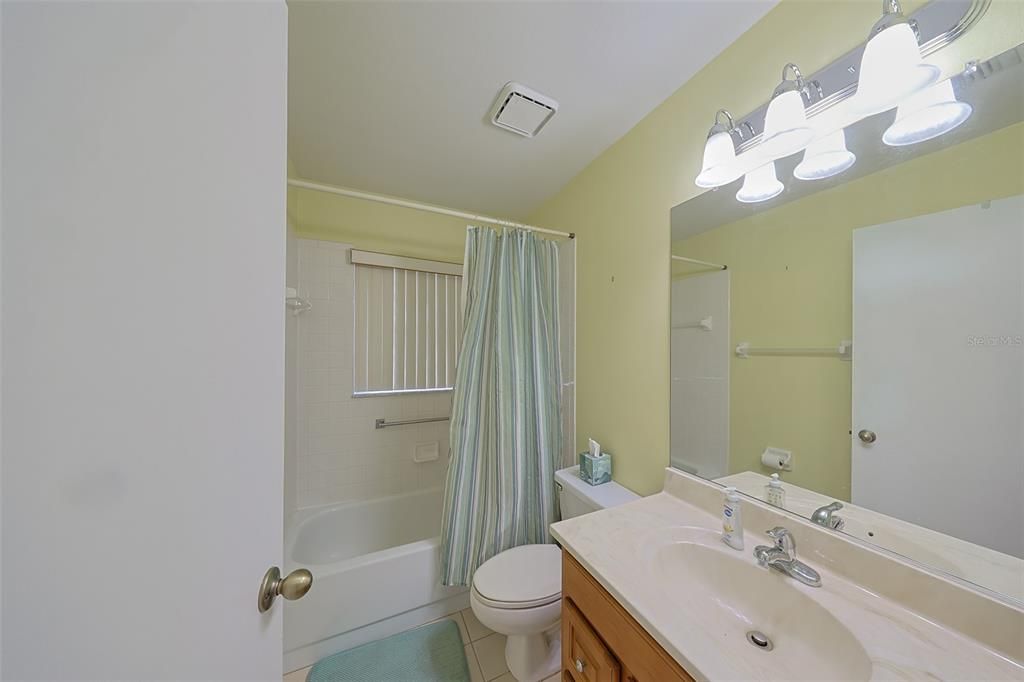 For Sale: $369,000 (2 beds, 2 baths, 1878 Square Feet)