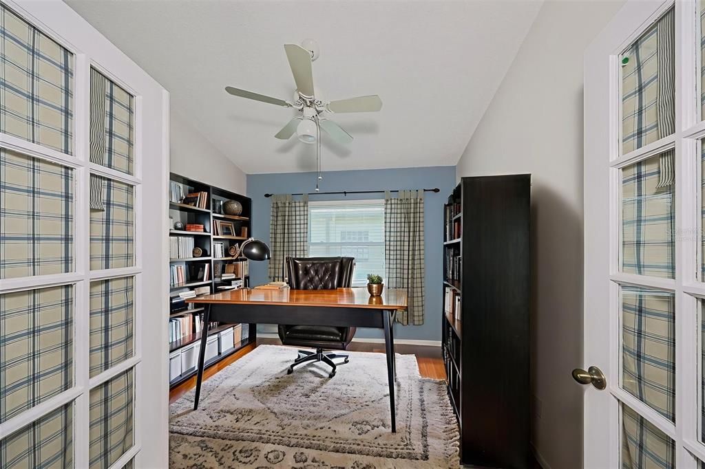 For Sale: $369,000 (2 beds, 2 baths, 1878 Square Feet)
