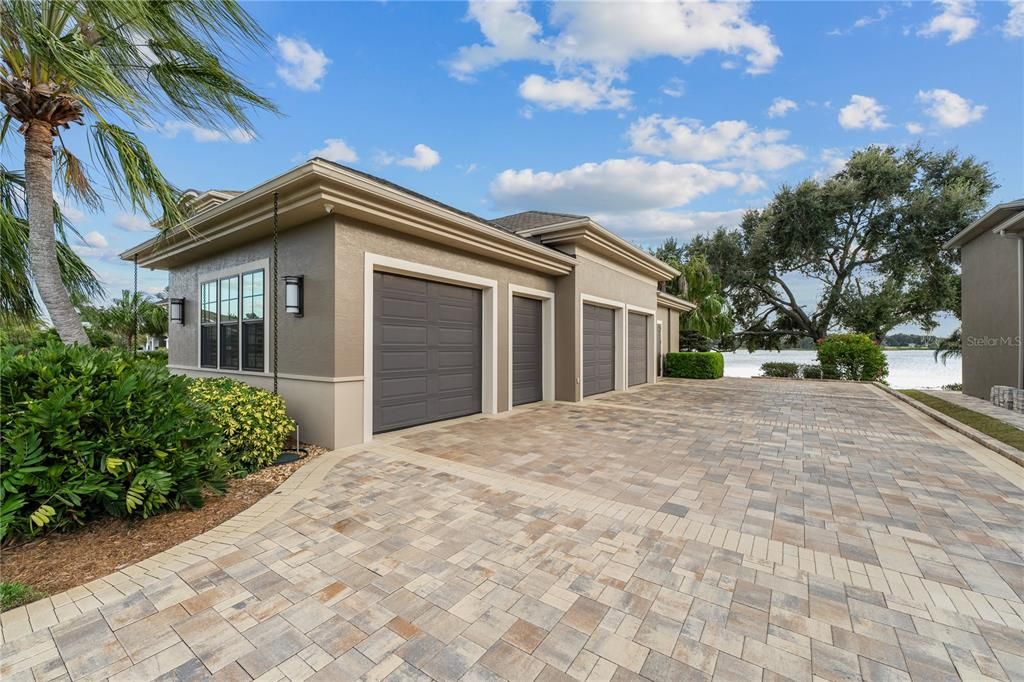 For Sale: $2,300,000 (3 beds, 3 baths, 3501 Square Feet)