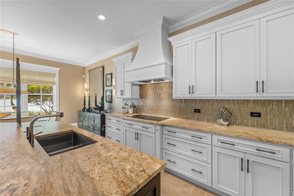 For Sale: $2,300,000 (3 beds, 3 baths, 3501 Square Feet)