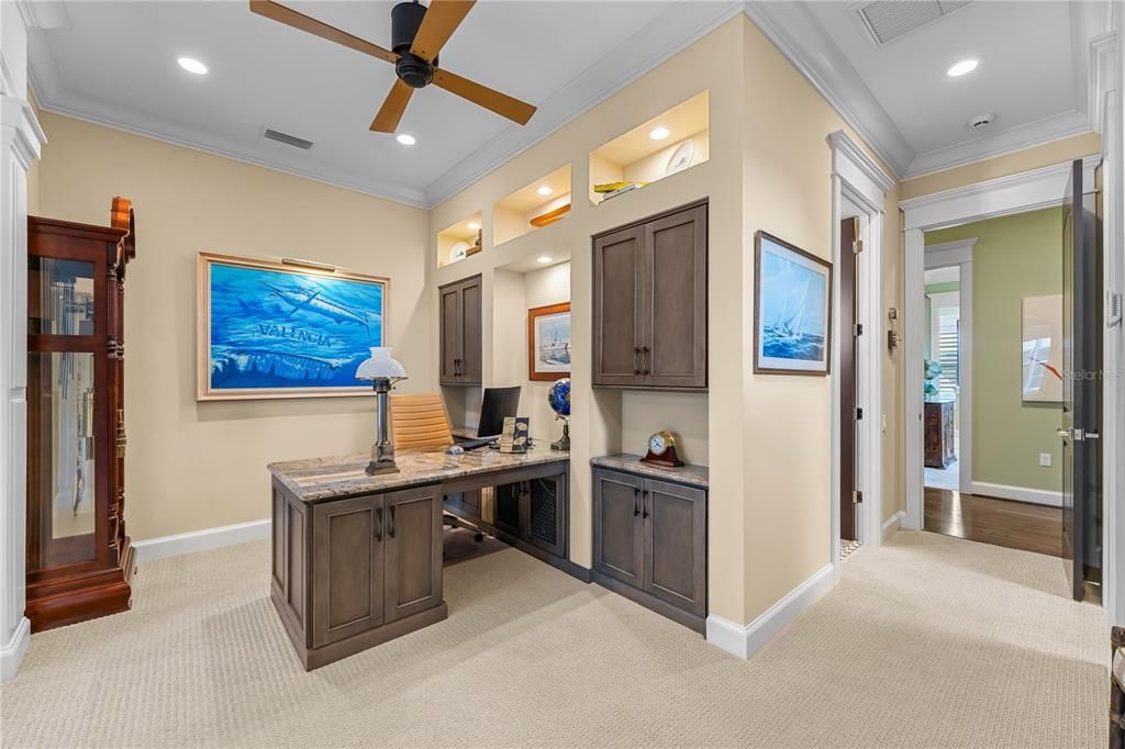 For Sale: $2,300,000 (3 beds, 3 baths, 3501 Square Feet)