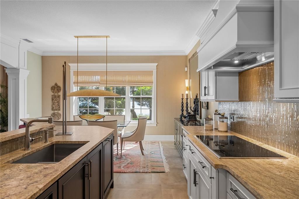 For Sale: $2,300,000 (3 beds, 3 baths, 3501 Square Feet)