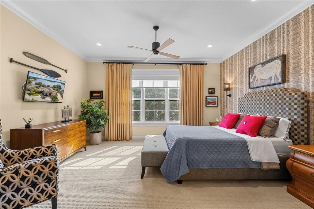 For Sale: $2,300,000 (3 beds, 3 baths, 3501 Square Feet)