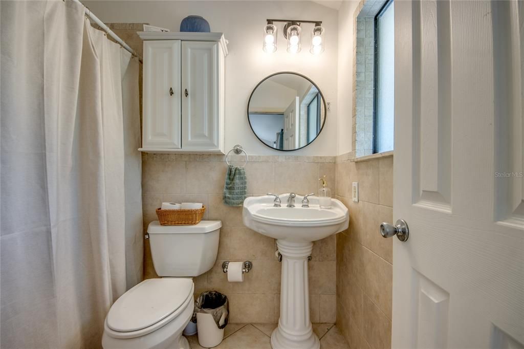 待售: $379,000 (3 贝兹, 3 浴室, 1176 平方英尺)