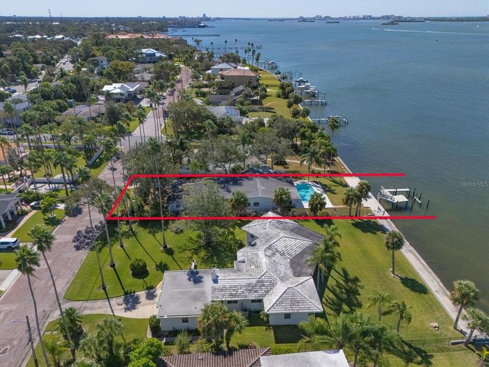 待售: $2,250,000 (0.32 acres)