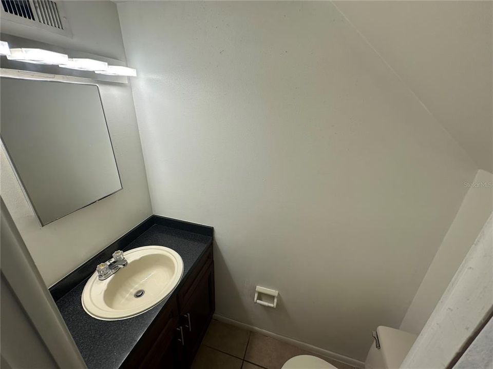 出租: $1,595 (2 贝兹, 2 浴室, 960 平方英尺)