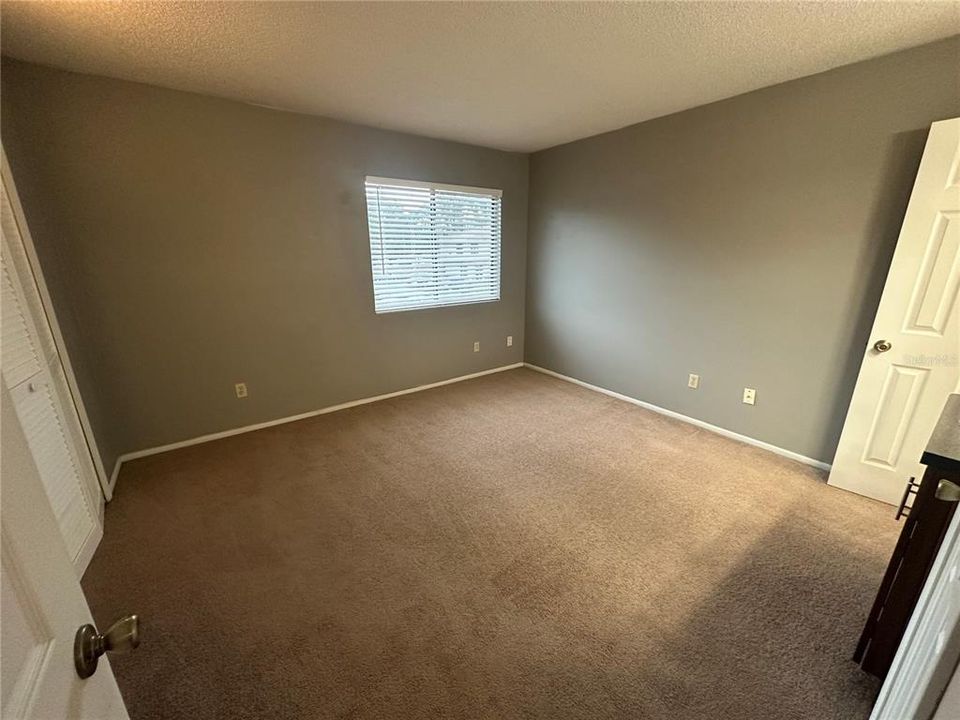 出租: $1,595 (2 贝兹, 2 浴室, 960 平方英尺)