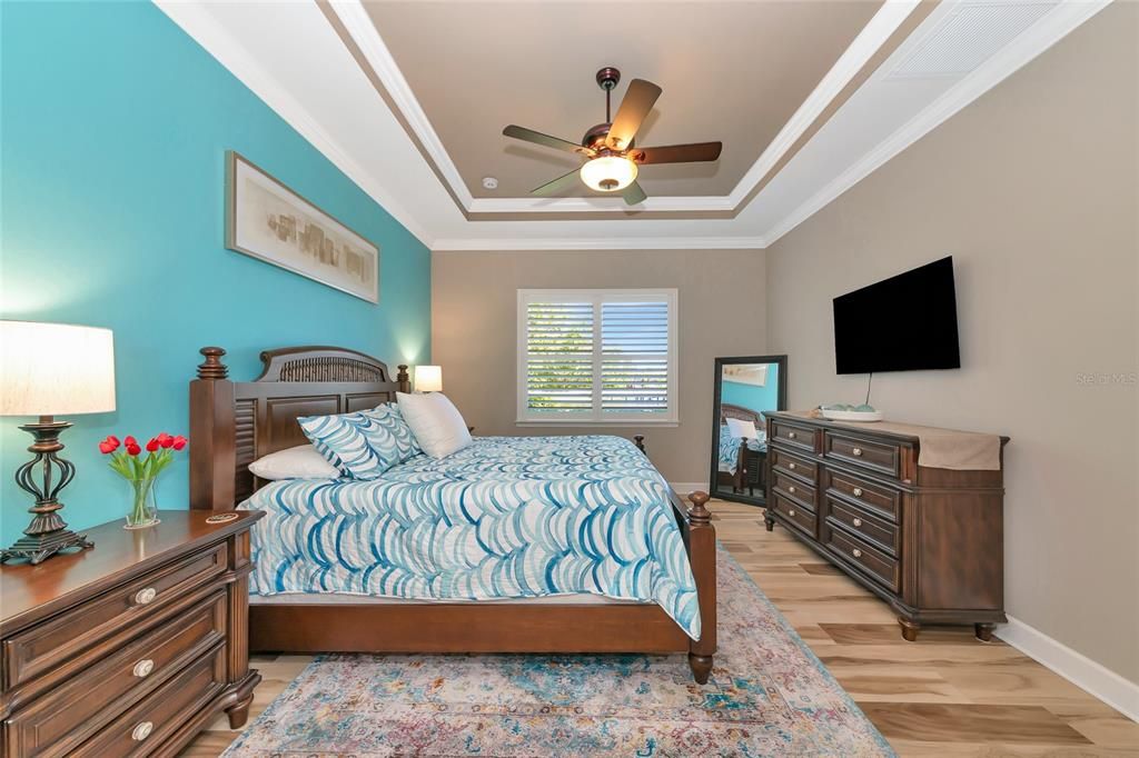 For Sale: $549,000 (3 beds, 2 baths, 2000 Square Feet)